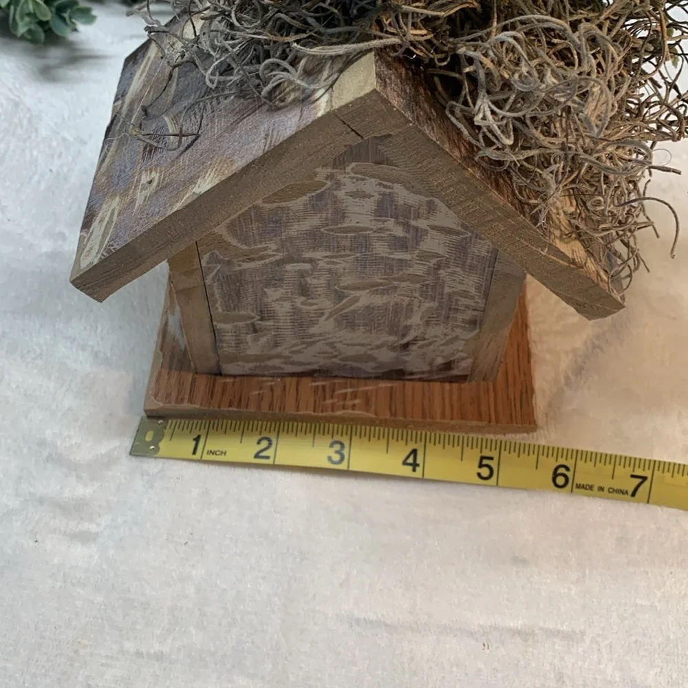 Mom Mothers Day floral flower birdhouse decor.